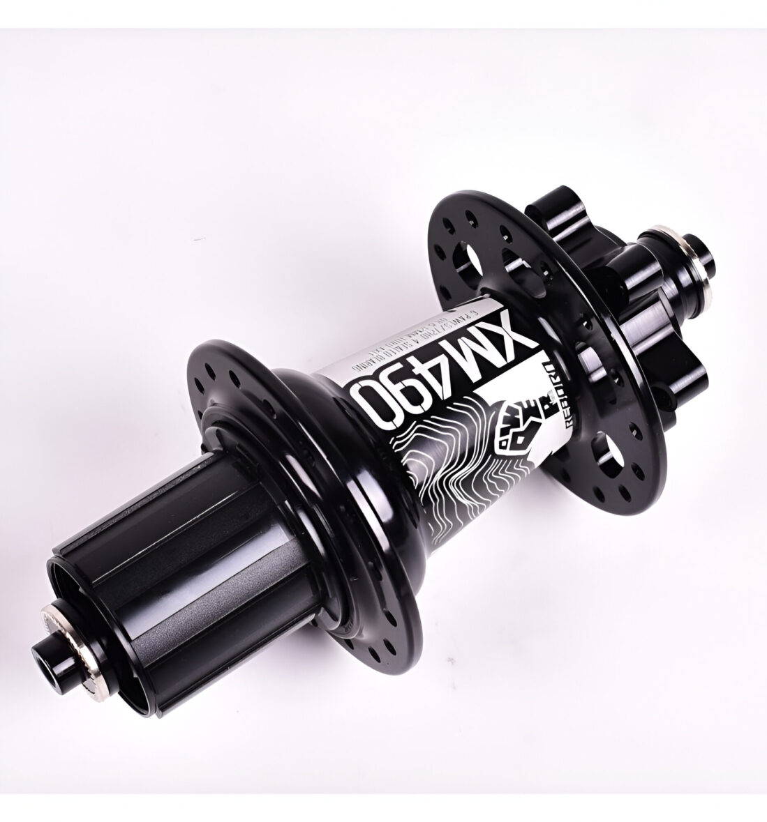 Maza Koozer Hub XM490 10X135mm 32H Titanium - PedaleaPro®