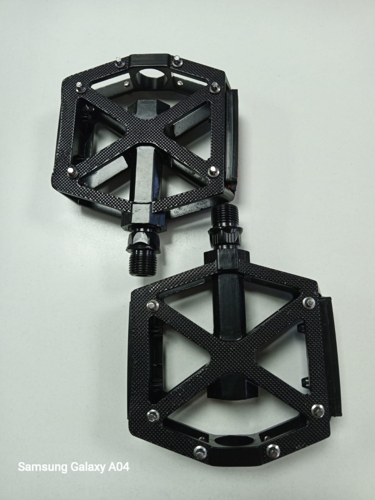 PEDAL PLATAFORMA GENERICO1