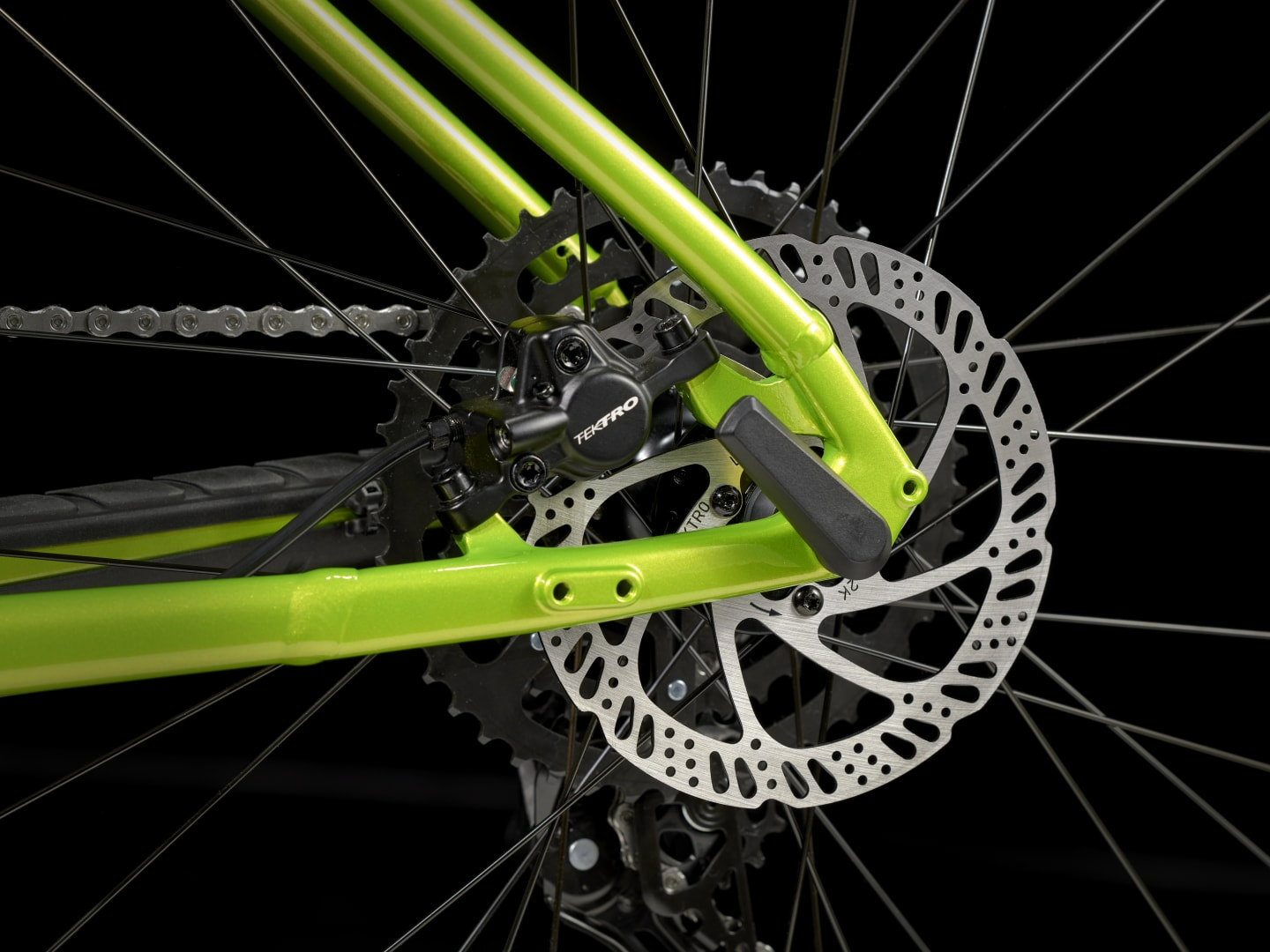 bicicleta-mtb-trek-marlin-5-gen-3-verde-freno