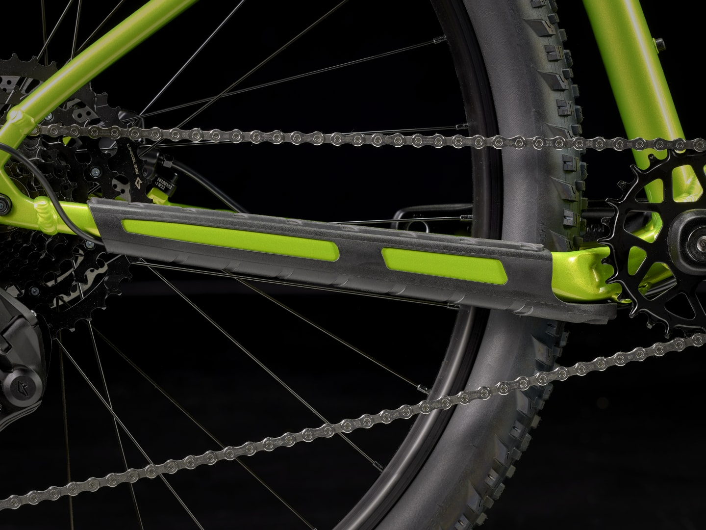 bicicleta-mtb-trek-marlin-5-gen-3-verde-proteccion